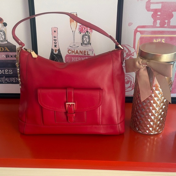 Coach Charlie Hobo Classic Red Shoulder Bag 2017 - Picture 1 of 16